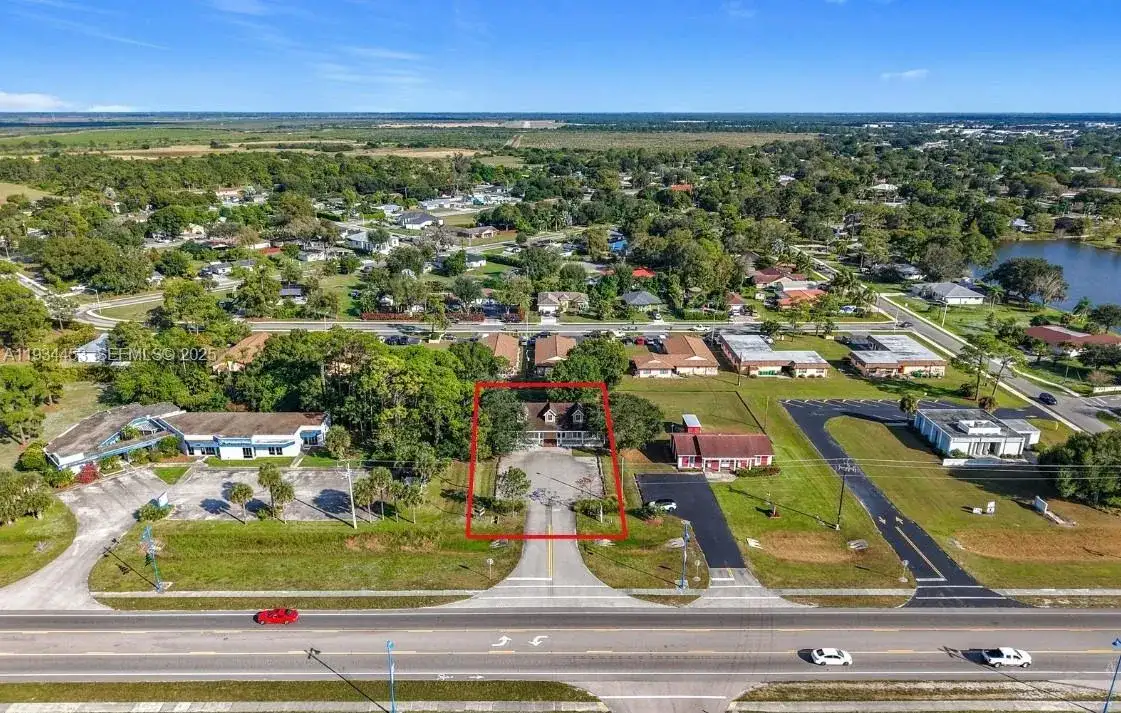 1312 N 15th St., Other City - In The State Of Florida FL 34142 photo 2
