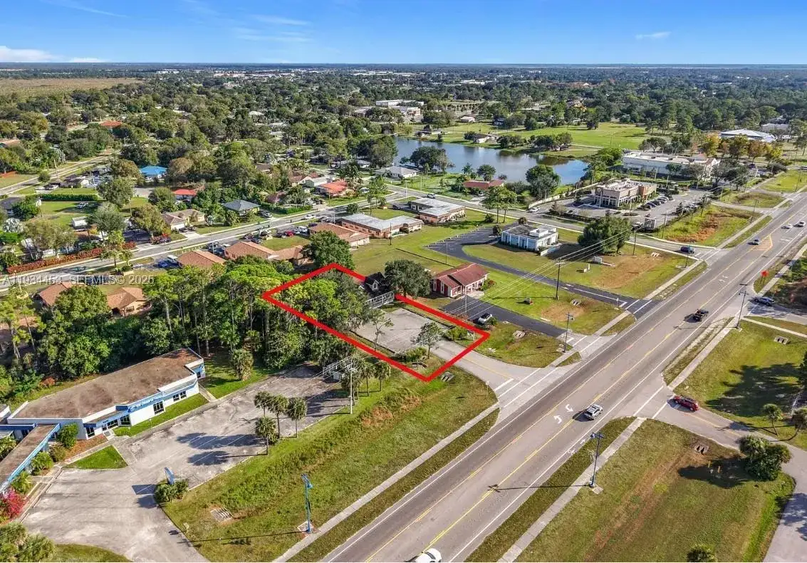1312 N 15th St., Other City - In The State Of Florida FL 34142 photo 3