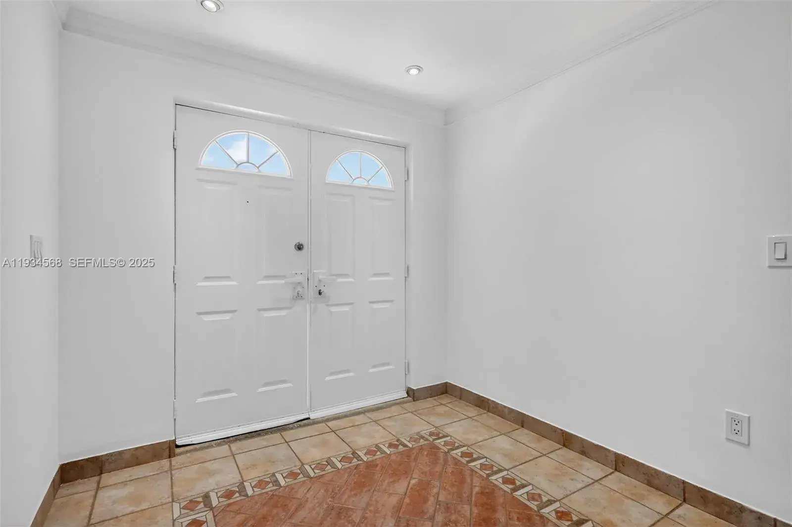 21399 Marina Cove Cir # 14, Aventura FL 33180
