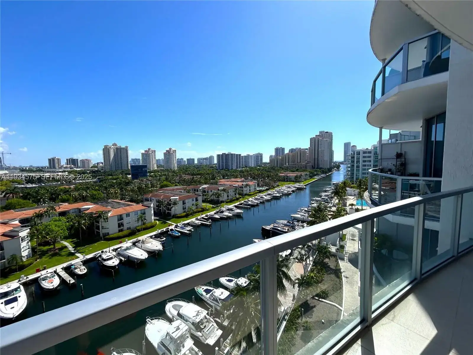 3029 NE 188th St # 905, Aventura FL 33180 photo 2