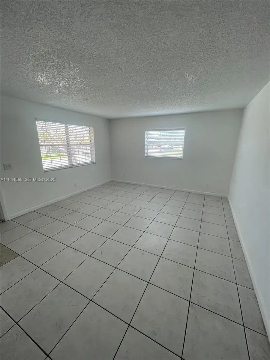 6034 SW 37th St # 8, Miramar FL 33023 photo 2