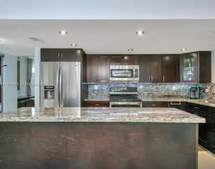 20401 NE 30th Ave # 8, Aventura FL 33180 photo 3