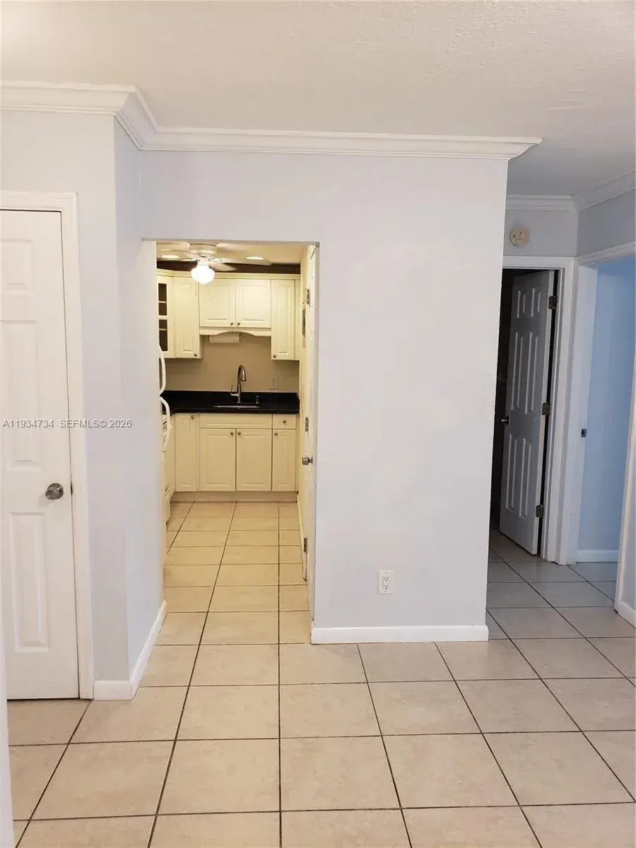 200 S Birch Rd # 203, Fort Lauderdale FL 33316