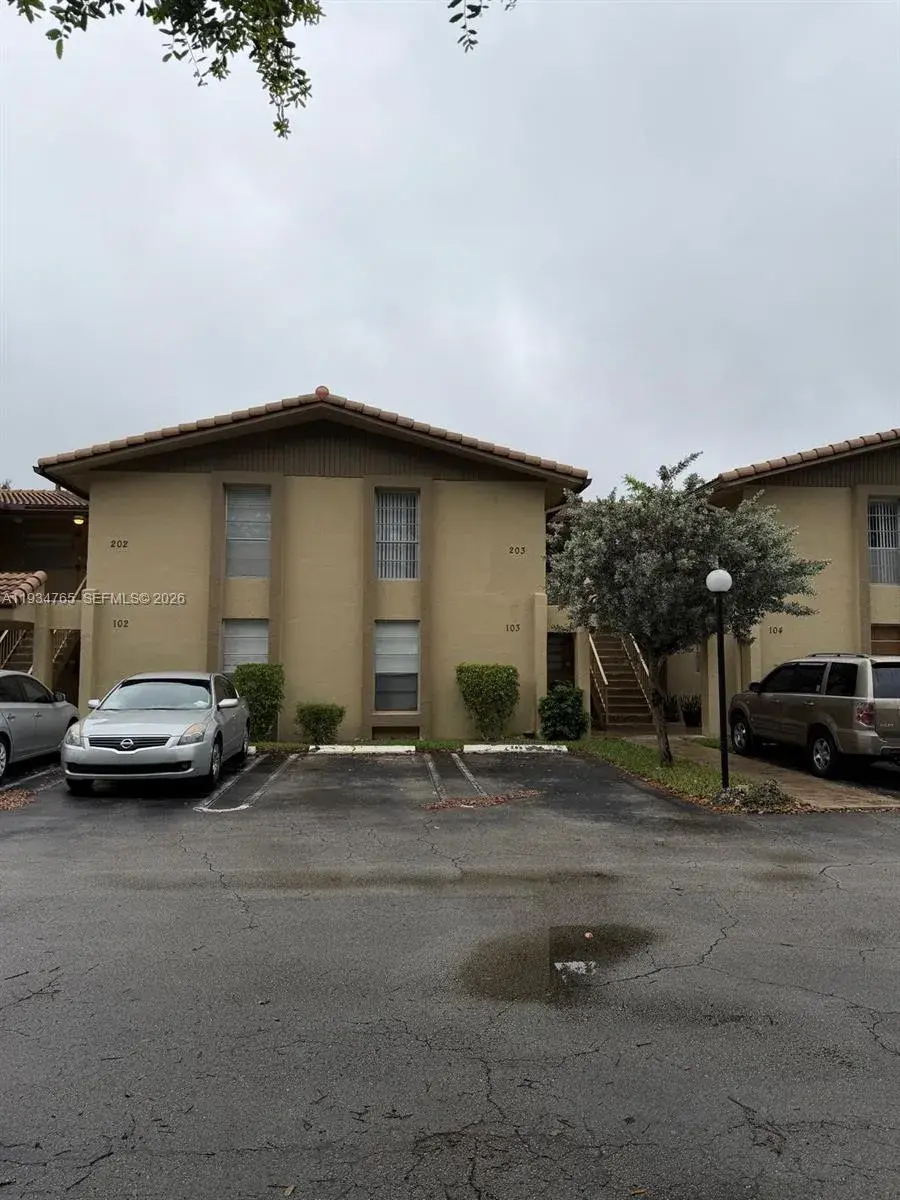 11101 Royal Palm Blvd # 203, Coral Springs FL 33065