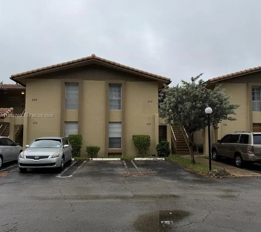 11101 Royal Palm Blvd # 203, Coral Springs FL 33065