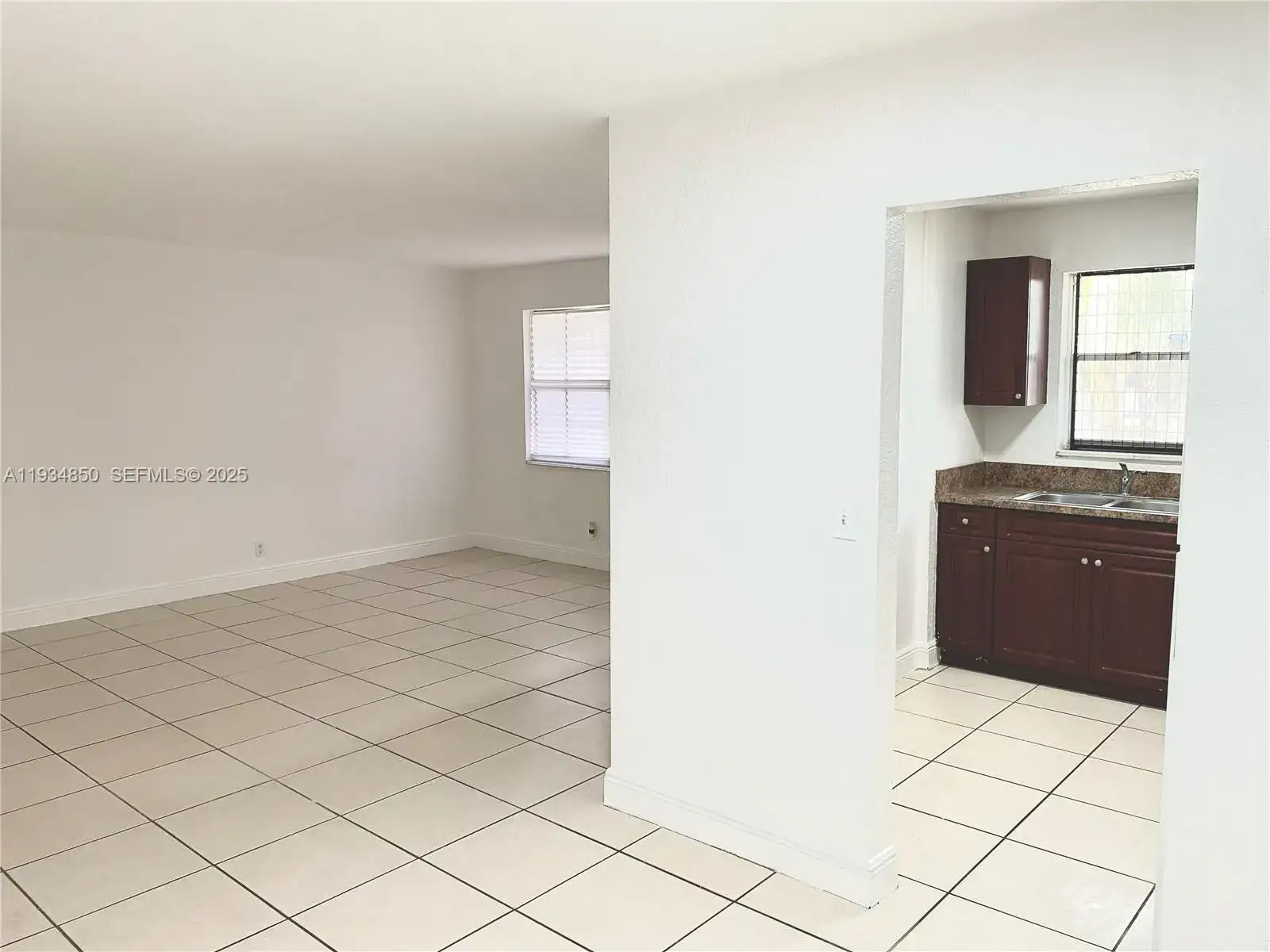 4160 NW 21st St, Lauderhill FL 33313 photo 4