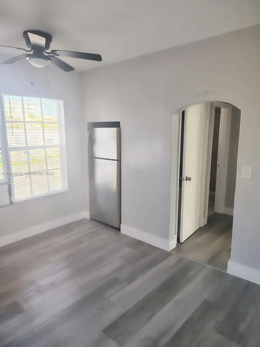 6940 Bay Dr # 7, Miami Beach FL 33141 photo 2