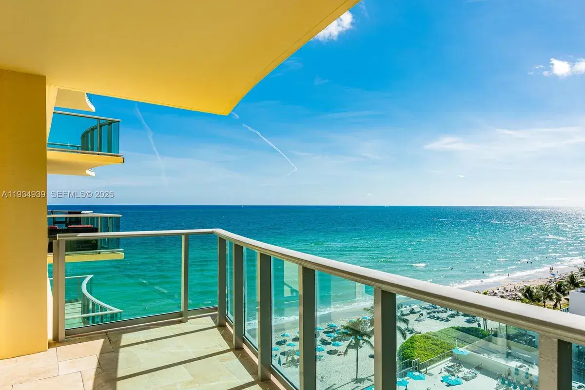 2501 S Ocean Dr, Hollywood FL 33019