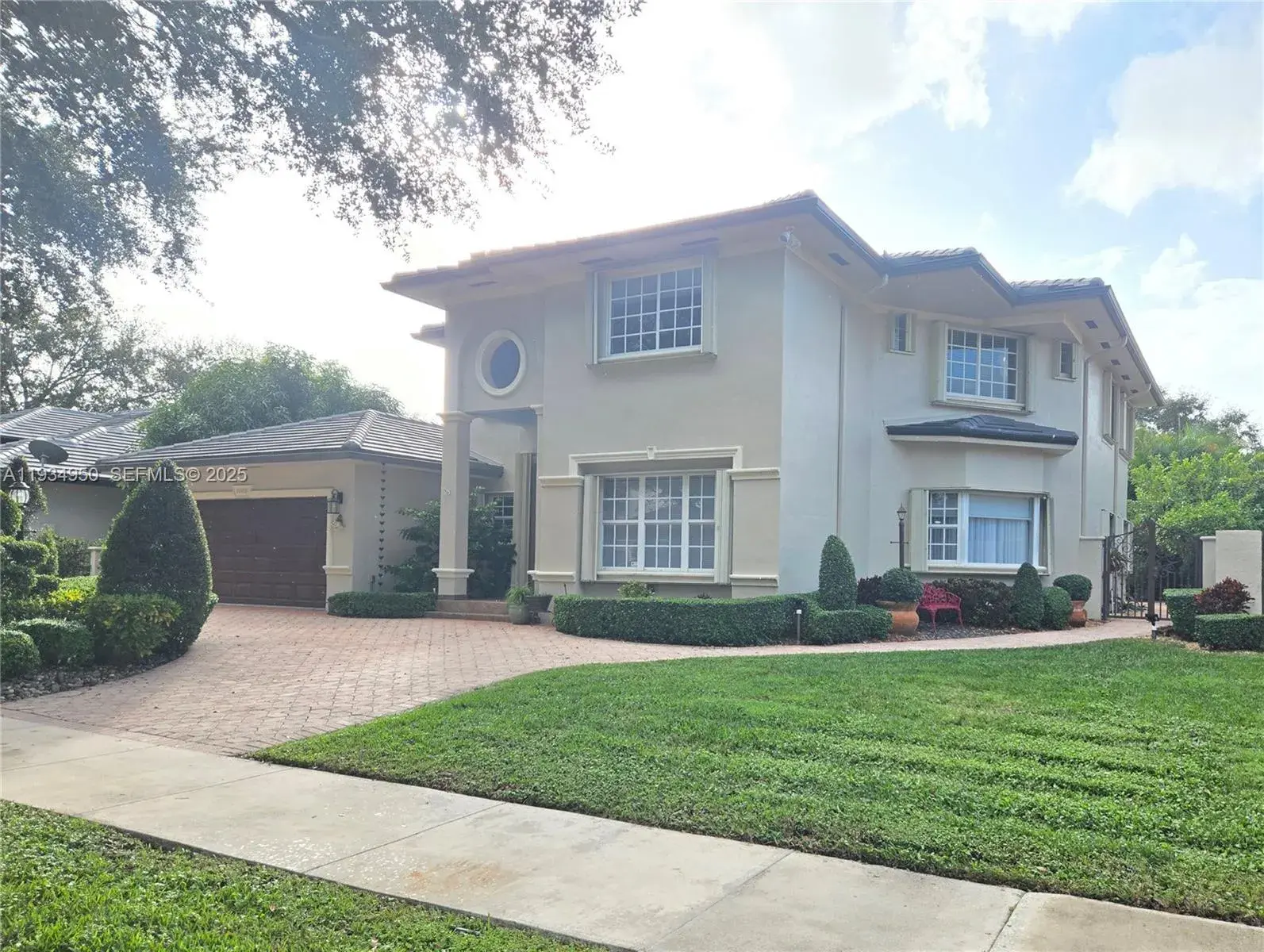 16422 NW 83rd Pl, Miami Lakes FL 33016