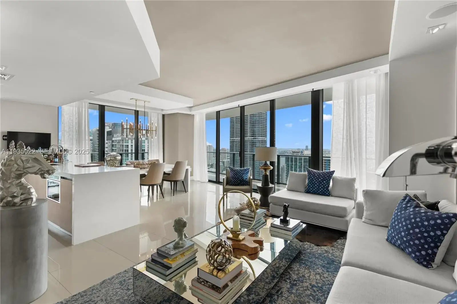 1300 S Miami Ave # 4101, Miami FL 33130 photo 2