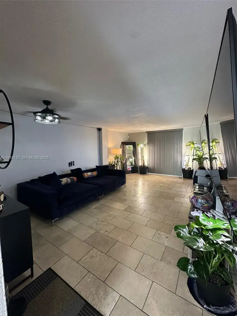 2903 N Miami Beach Blvd # 409, North Miami Beach FL 33160 photo 2