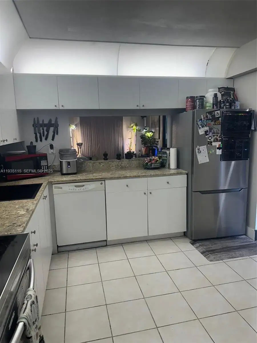 2903 N Miami Beach Blvd # 409, North Miami Beach FL 33160 photo 4