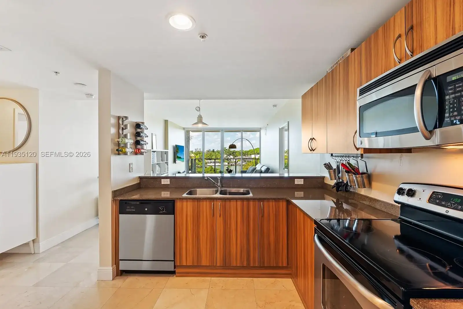 6305 Indian Creek Dr # 4D, Miami Beach FL 33141 photo 5
