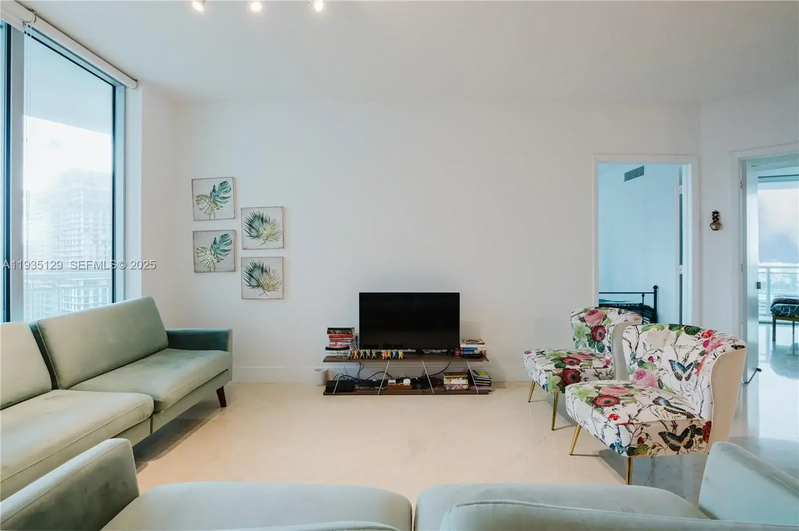 350 S Miami Ave # 1814, Miami FL 33130 photo 5