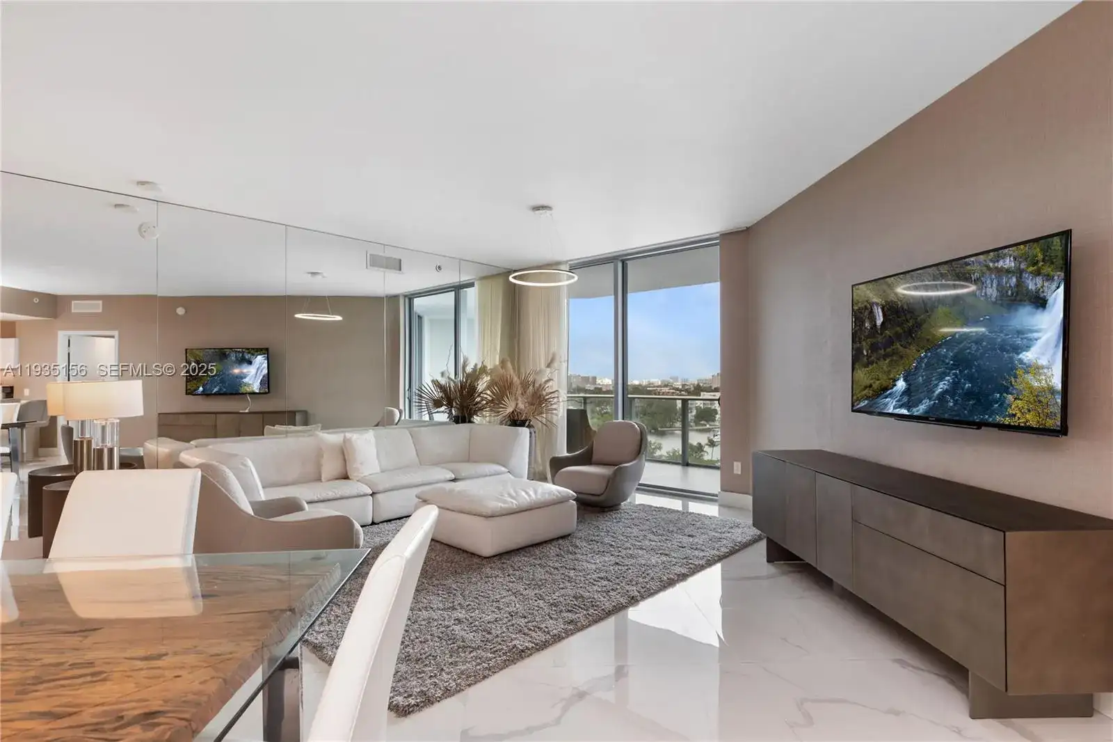 17301 Biscayne Blvd # 908, North Miami Beach FL 33160 photo 4