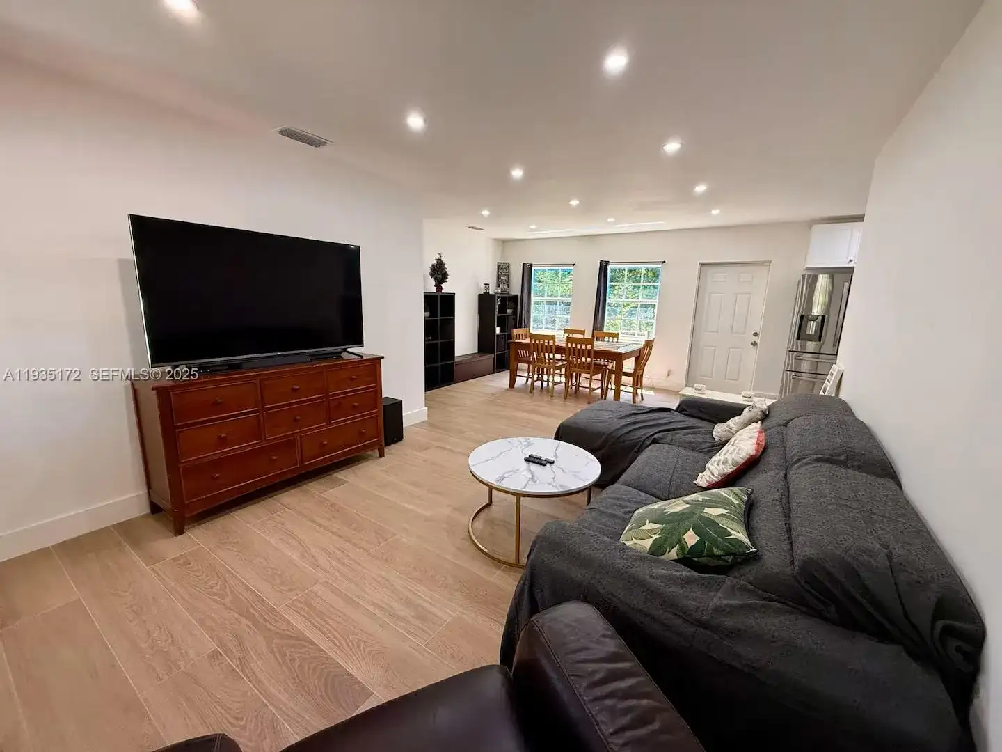 15800 NE 15th Ave, North Miami Beach FL 33162 photo 3
