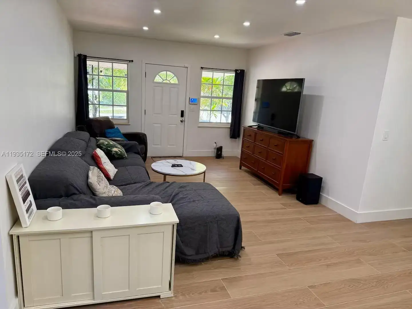 15800 NE 15th Ave, North Miami Beach FL 33162 photo 4