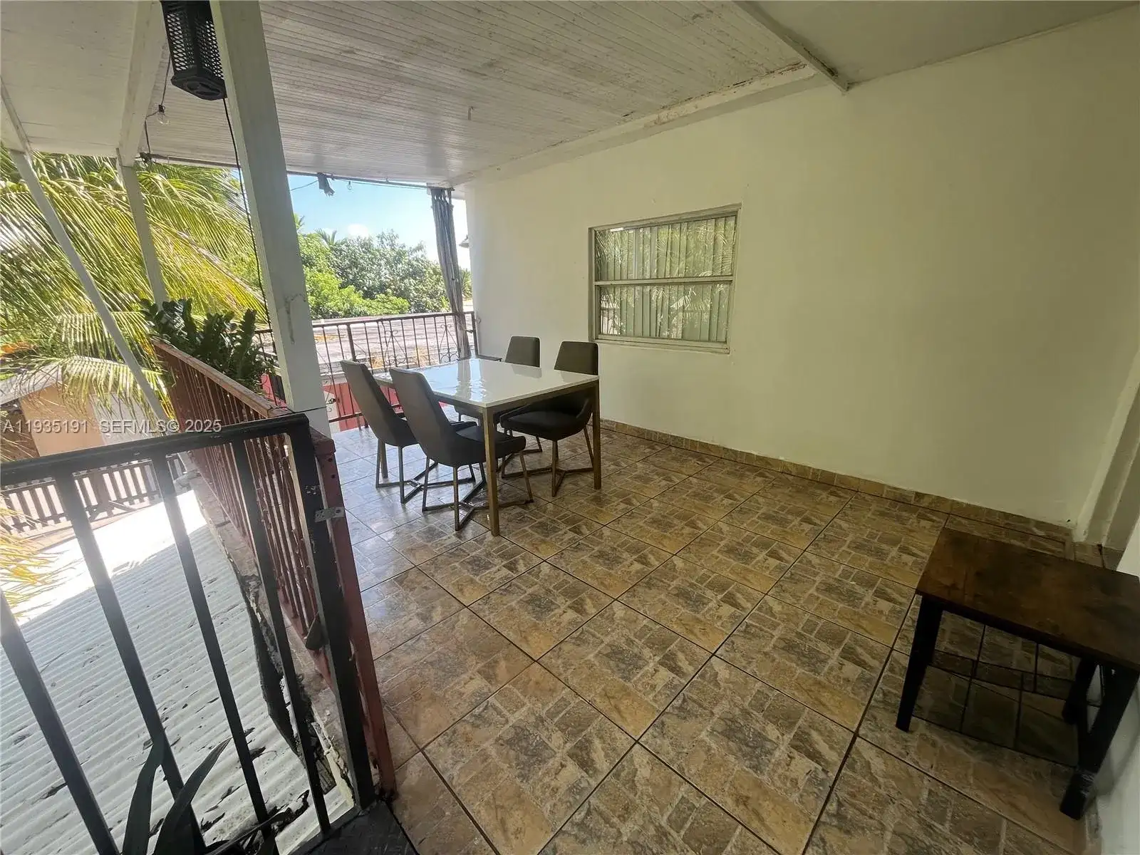 2757 SW 34th Ave, Miami FL 33133 photo 4