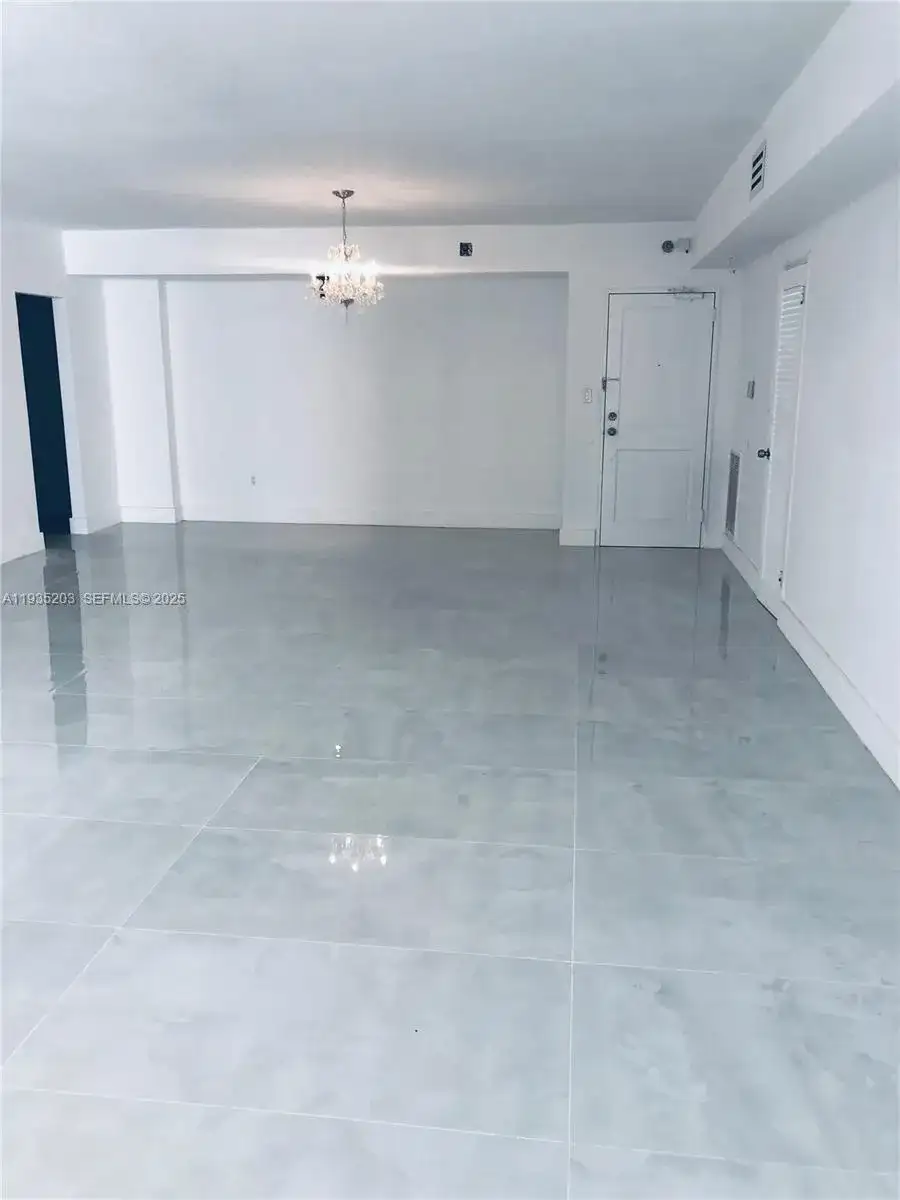 10185 Collins Ave # 616, Bal Harbour FL 33154 photo 2