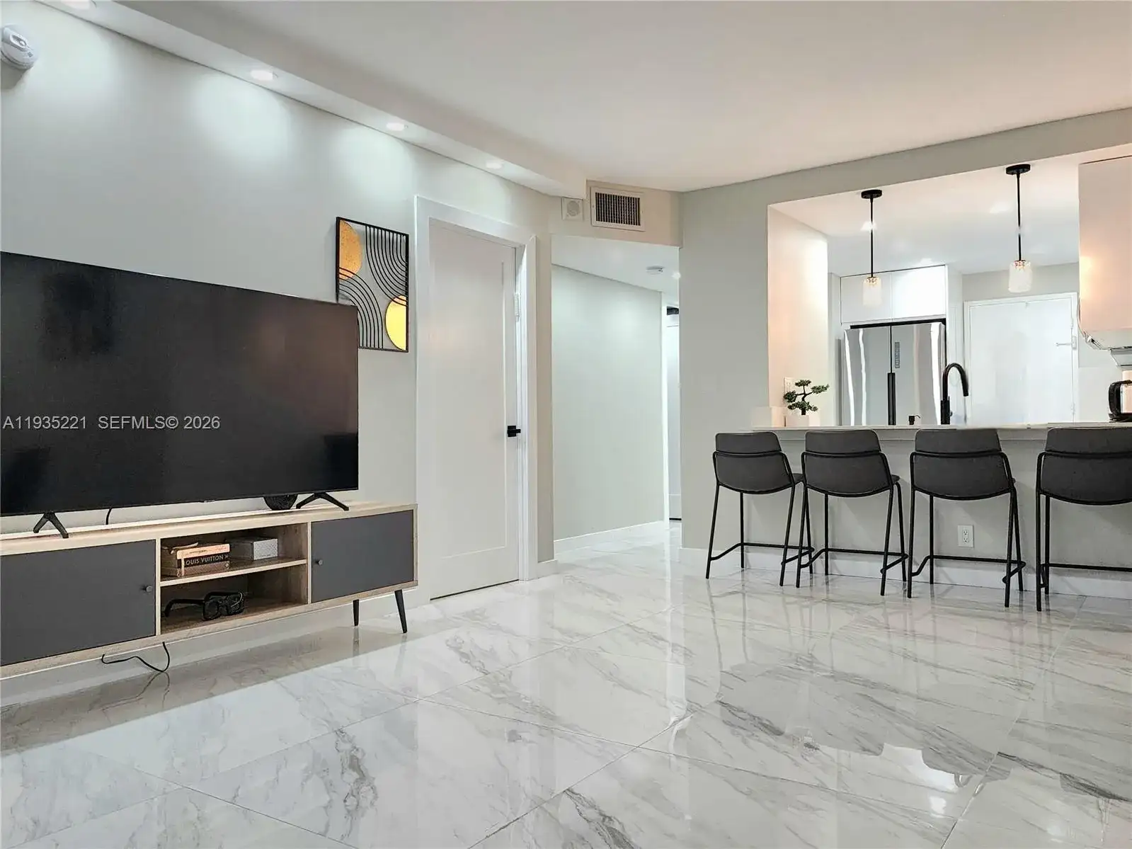 3725 S Ocean Dr # 425, Hollywood FL 33019 photo 3