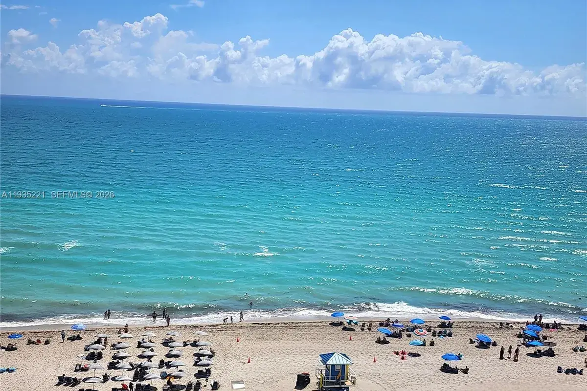 3725 S Ocean Dr # 425, Hollywood FL 33019