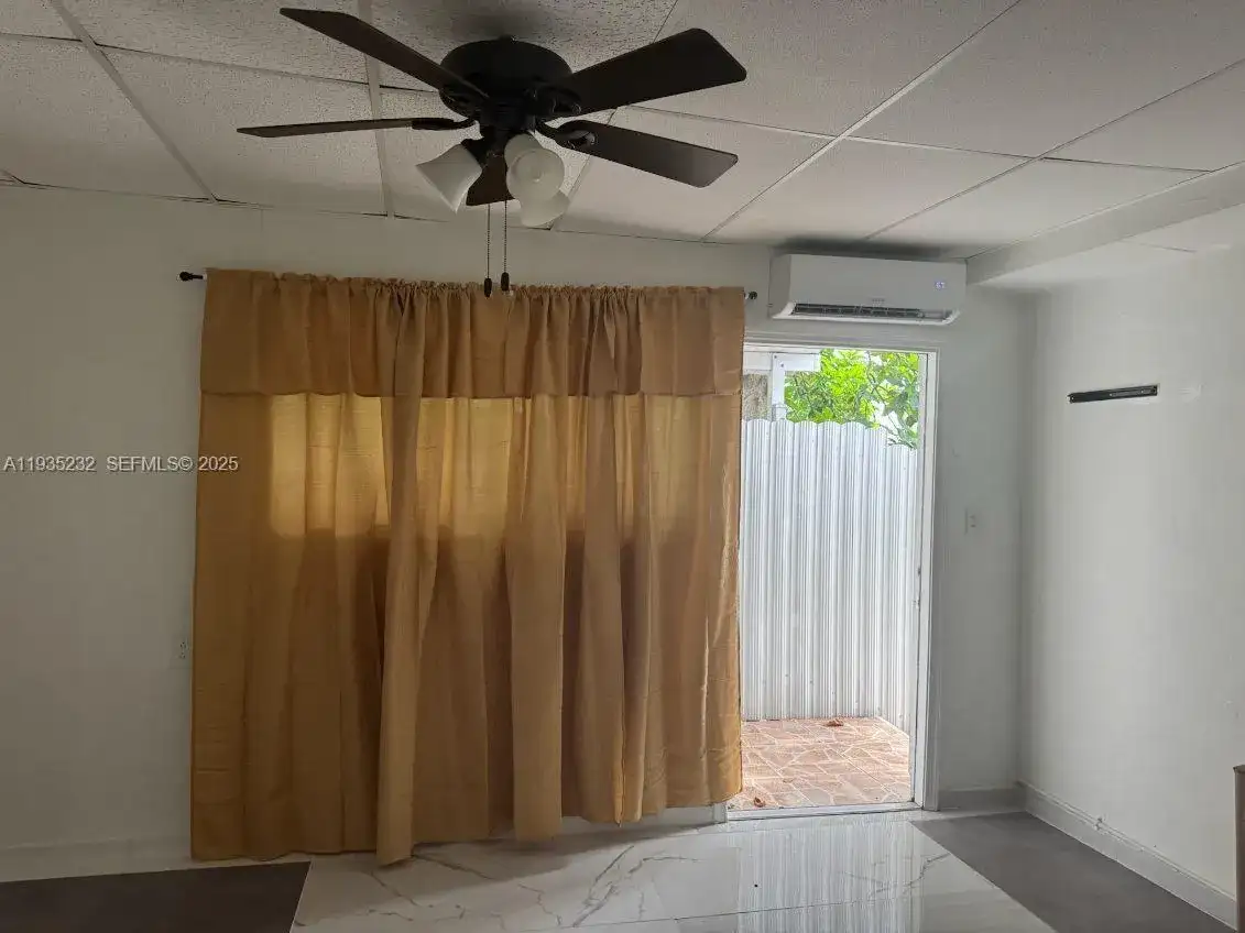 861 W 32nd ST # 1, Hialeah FL 33012 photo 3