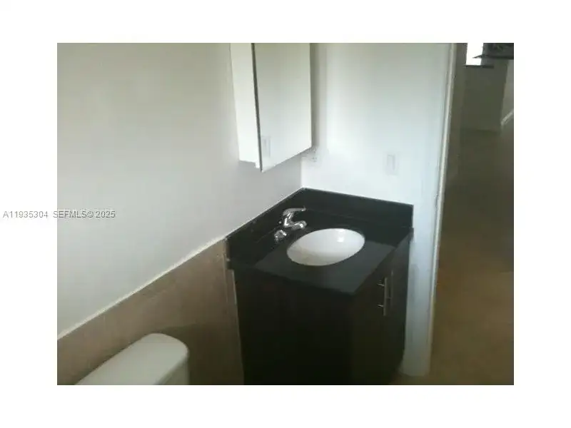 1034 Lenox Ave # 8, Miami Beach FL 33139 photo 3