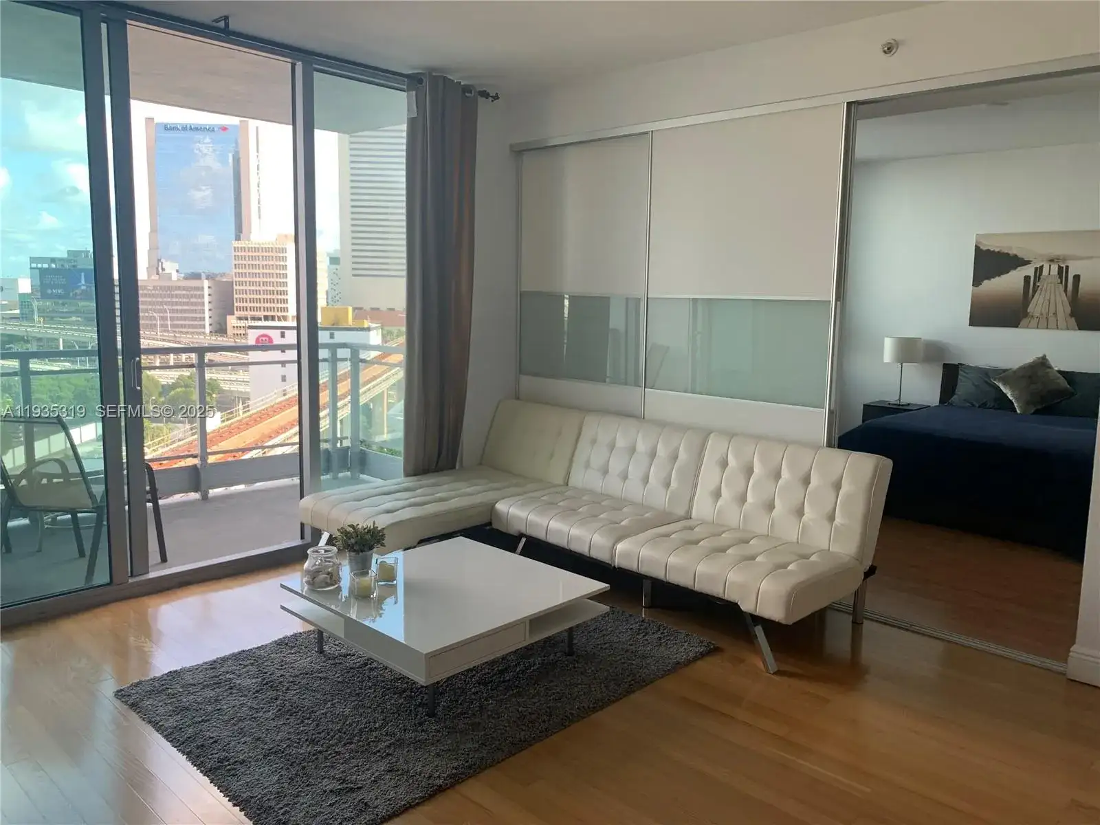 90 SW 3rd St # 1211, Miami FL 33130 photo 2