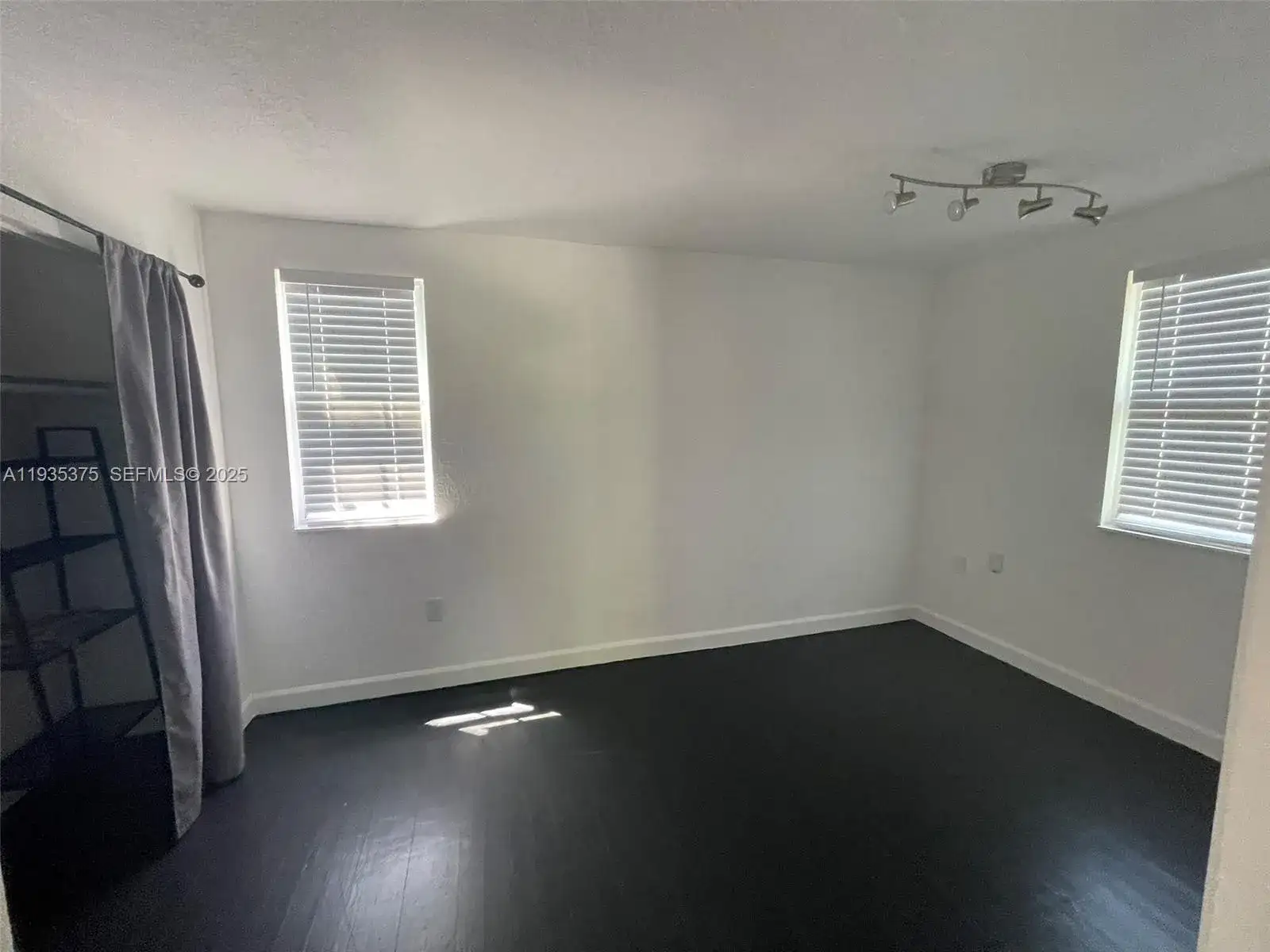 210 NE 110th # 210, Miami FL 33161 photo 4
