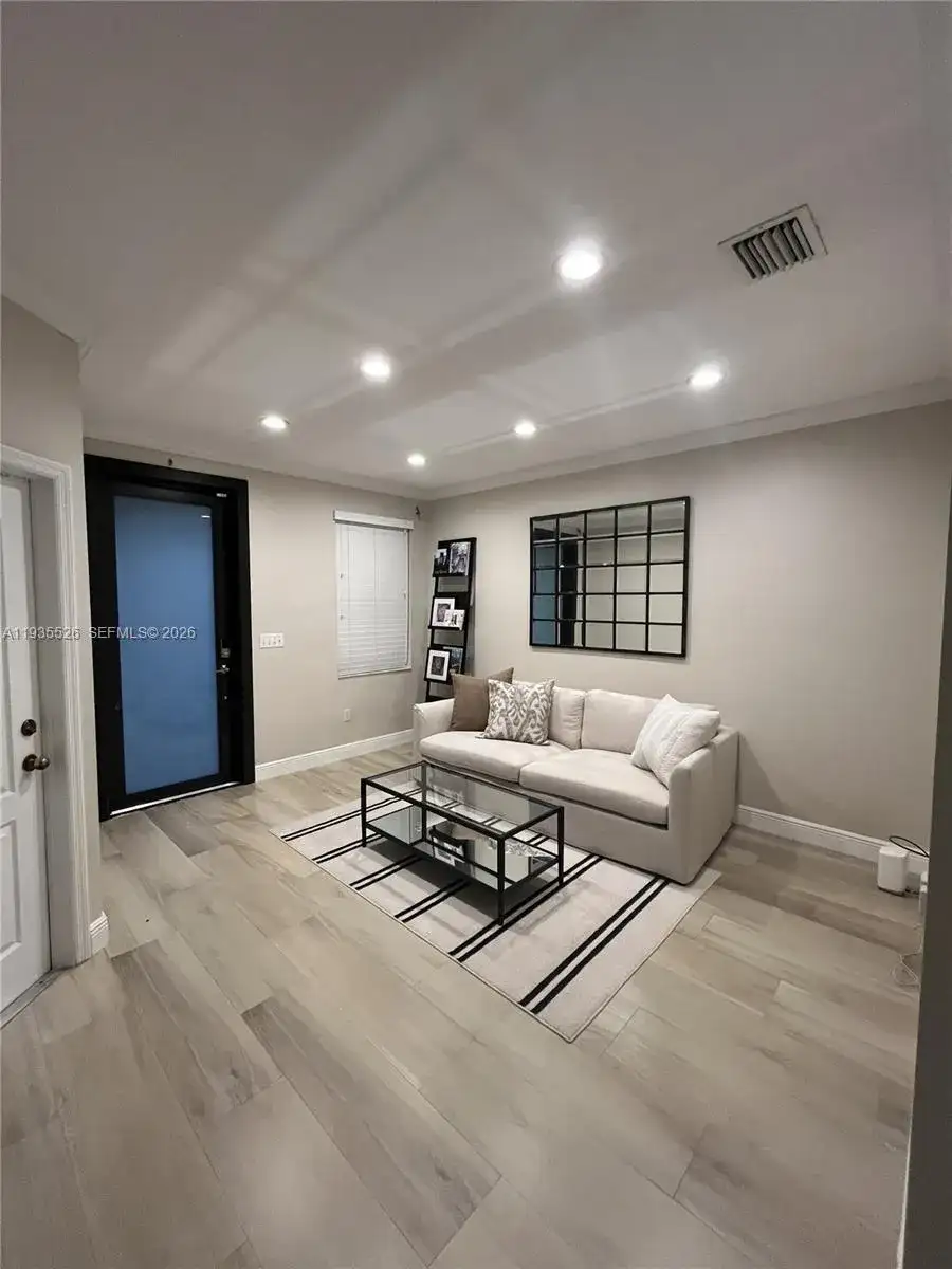 10872 SW 89th St # 10872, Miami FL 33176 photo 3