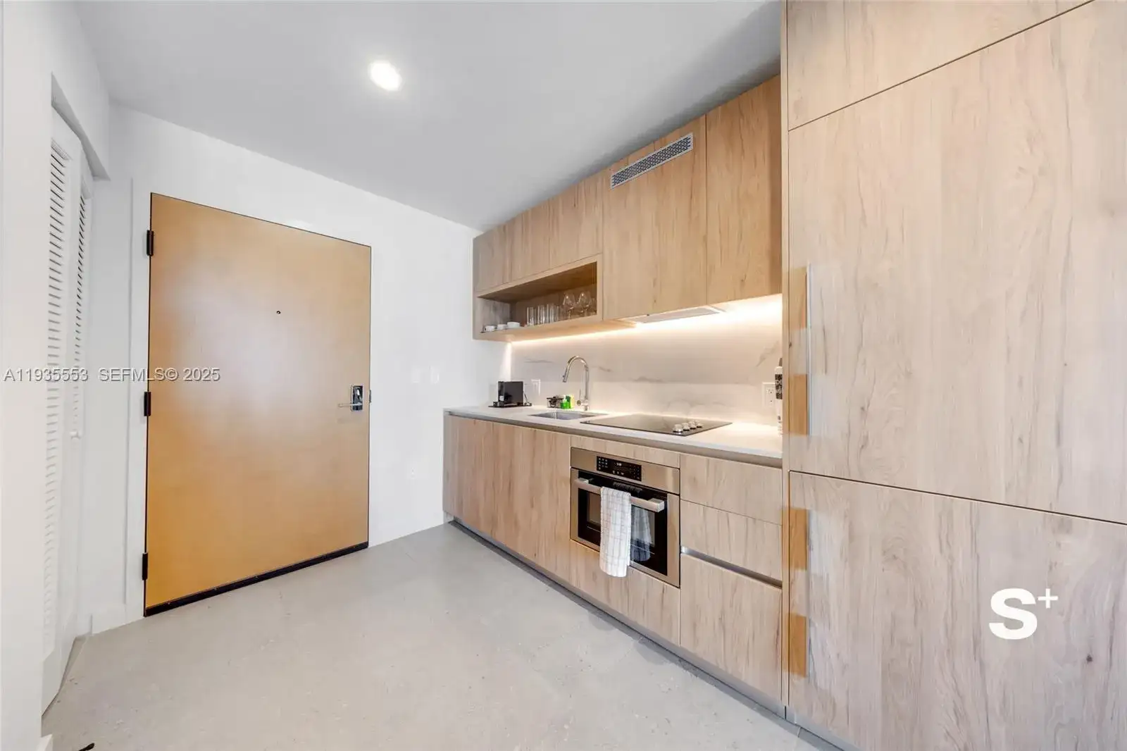 11 NE 6TH ST # 1903, Miami FL 33132 photo 2