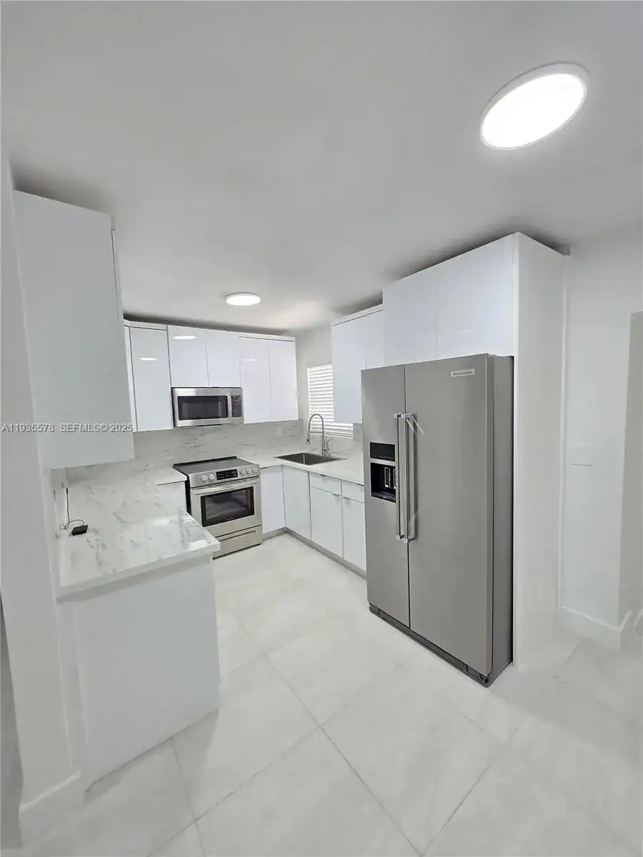 10730 SW 149th Ter, Miami FL 33176 photo 5