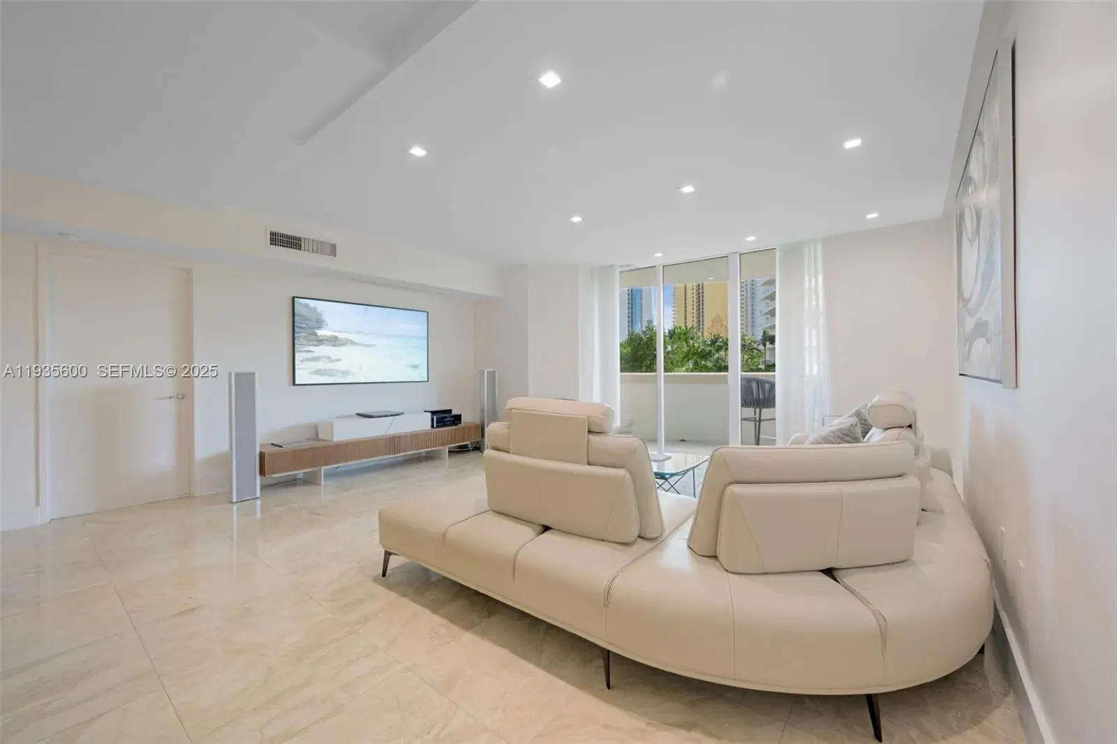 200 Sunny Isles Blvd # 205, Sunny Isles Beach FL 33160