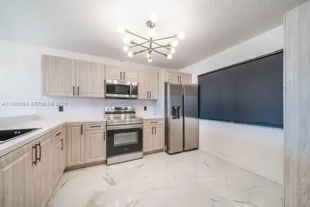 8020 Hampton Blvd # 404, North Lauderdale FL 33068 photo 2