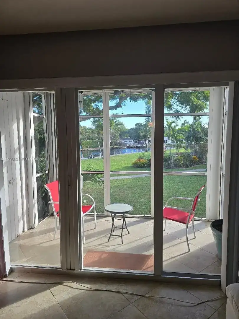 2990 NE 16th Ave # 204, Oakland Park FL 33334 photo 5