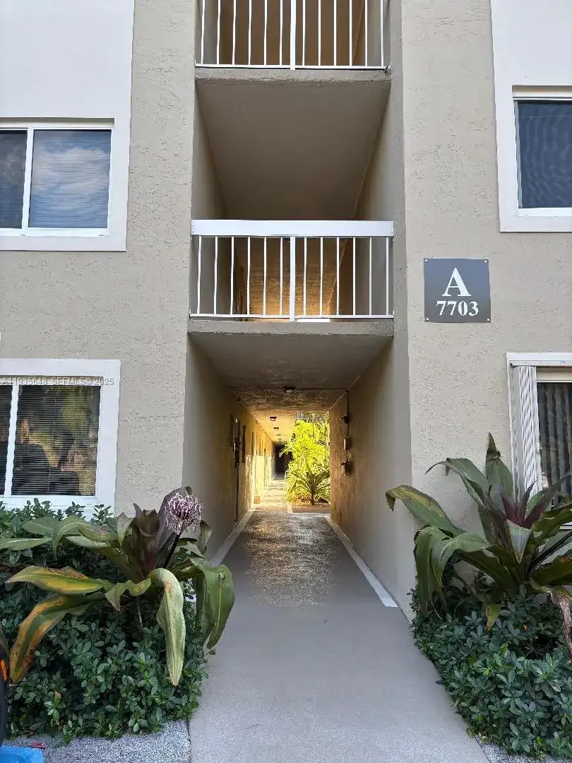 7703 Camino Real # 207, Miami FL 33143 photo 2