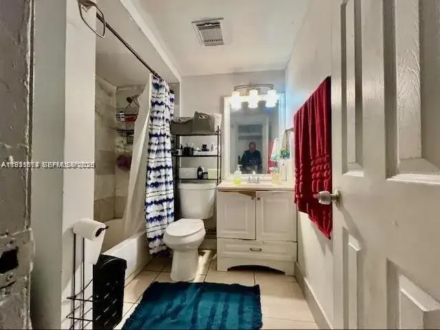 12890 NE 8th Ave # 102, North Miami FL 33161