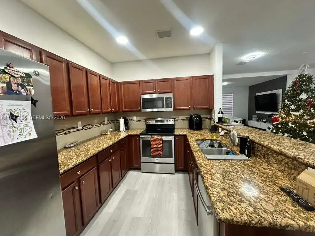 9350 SW 171st Ct # 9350, Miami FL 33196 photo 3