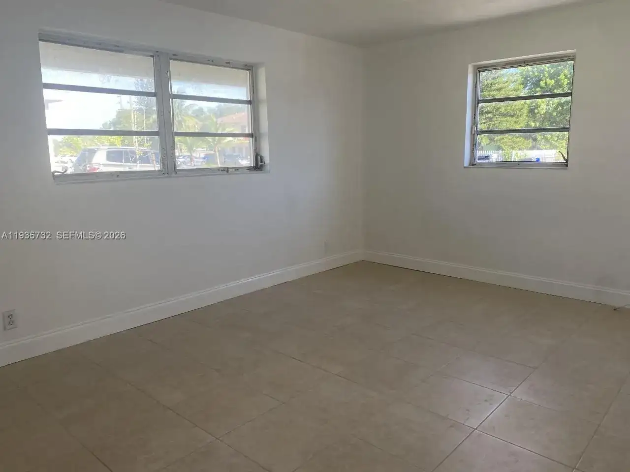 5904 SW 27th St, West Park FL 33023 photo 5