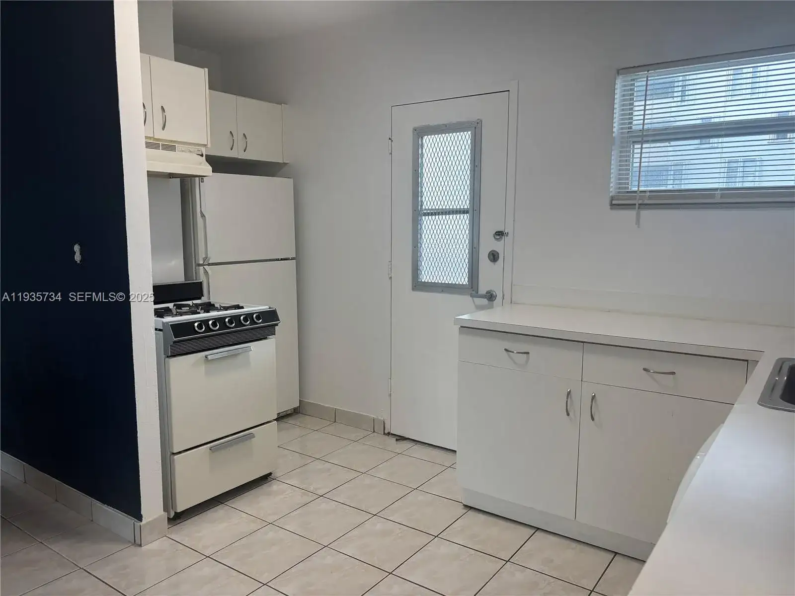 1300 Lincoln Rd # B302, Miami Beach FL 33139 photo 4