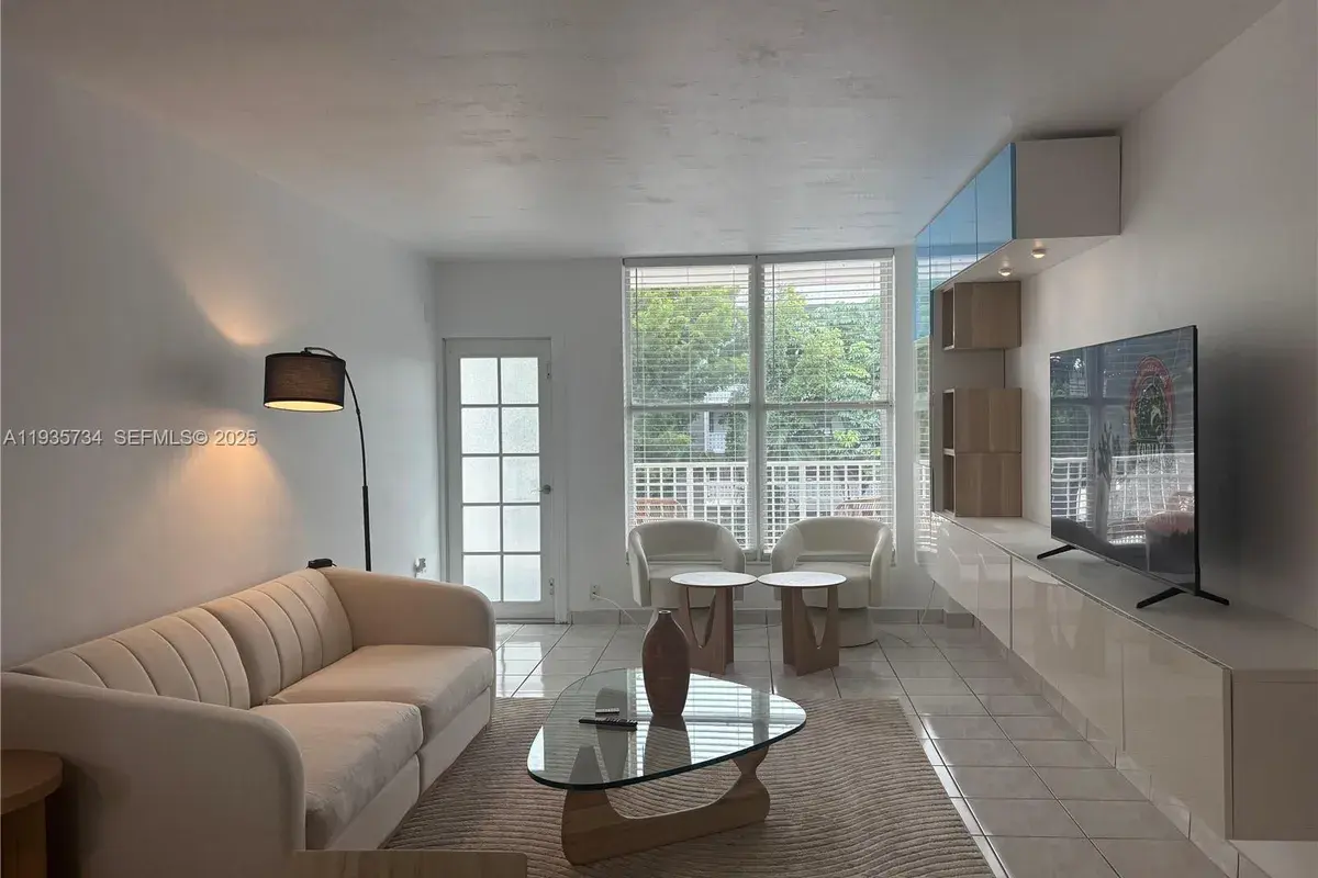 1300 Lincoln Rd # B302, Miami Beach FL 33139