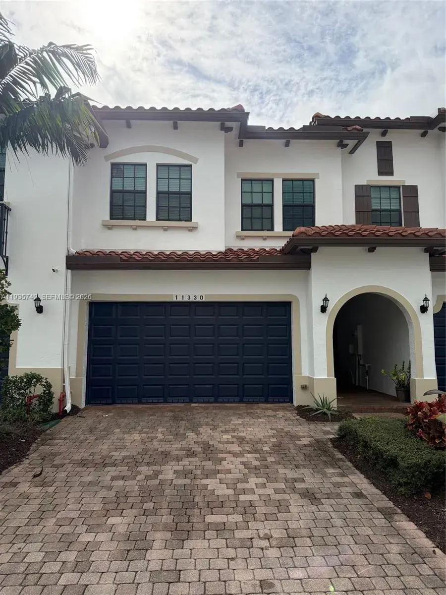11330 SW 16th St # 11330, Pembroke Pines FL 33025