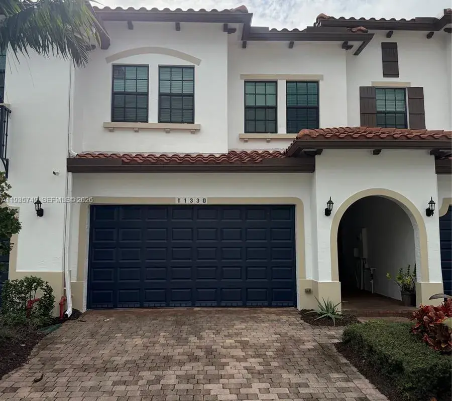 11330 SW 16th St # 11330, Pembroke Pines FL 33025