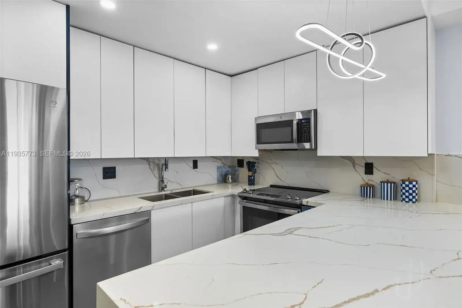 19380 Collins Ave # 826, Sunny Isles Beach FL 33160 photo 5