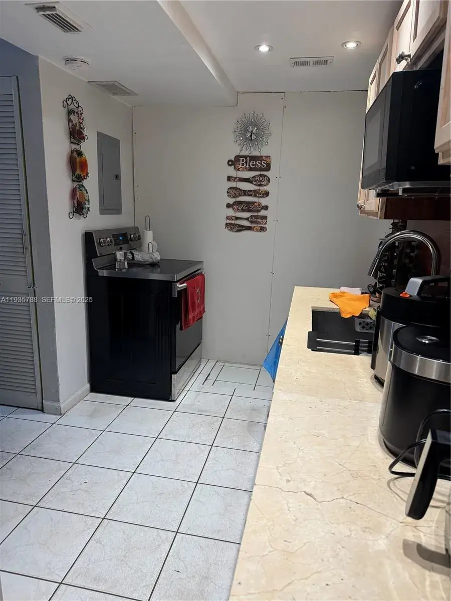 19317 NW 47th Ave # 19137, Miami Gardens FL 33055