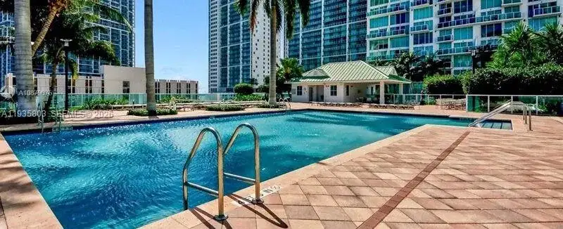 41 SE 5th St # 1517, Miami FL 33131 photo 5