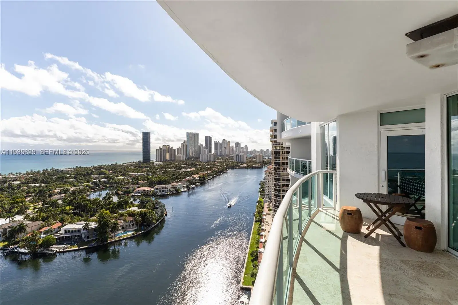 20201 E Country Club Dr # 2506, Aventura FL 33180