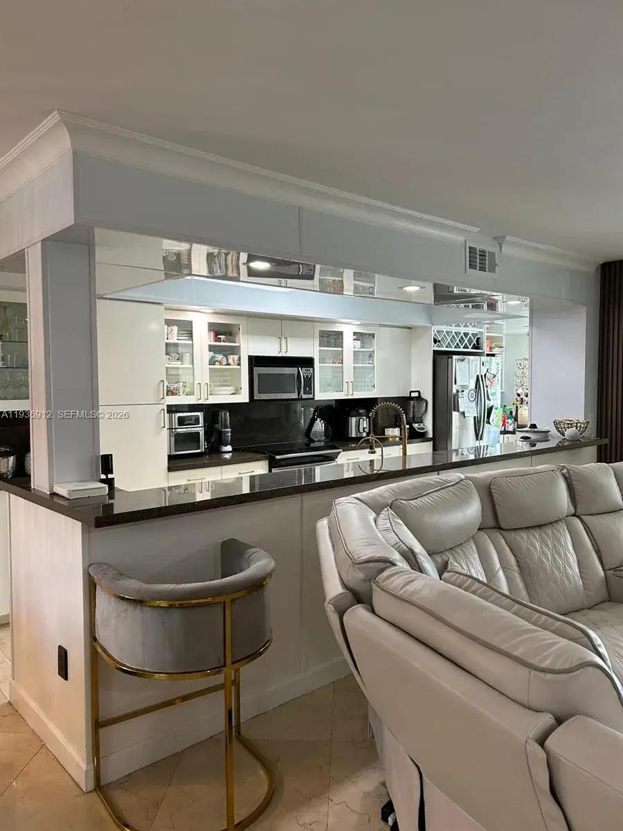 20941 NE 37th Ct, Aventura FL 33180
