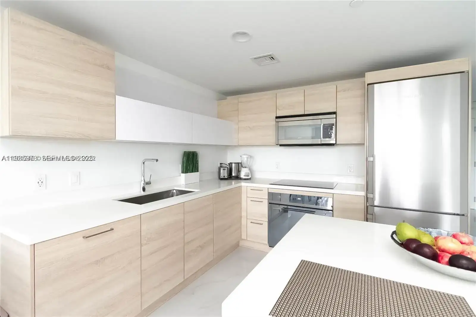 16385 Biscayne Blvd # 719, North Miami Beach FL 33160 photo 4