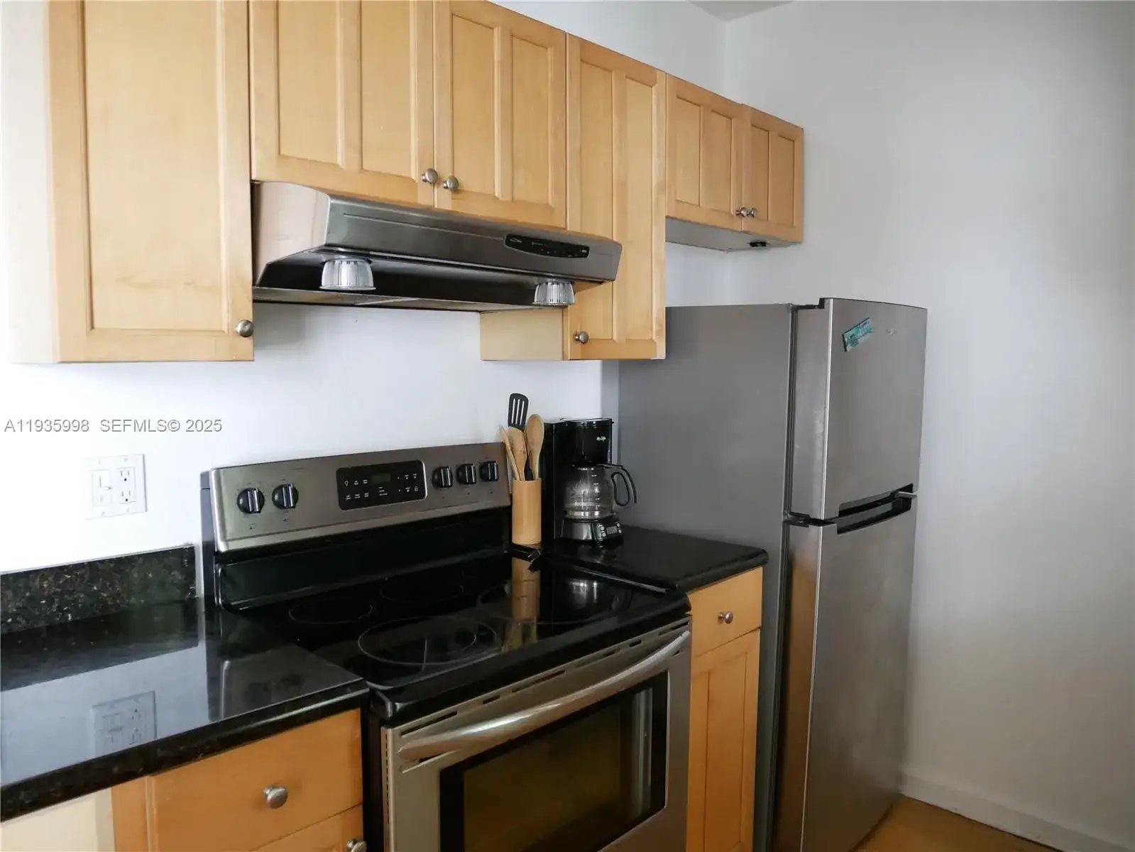 631 Euclid Ave # 7, Miami Beach FL 33139 photo 4